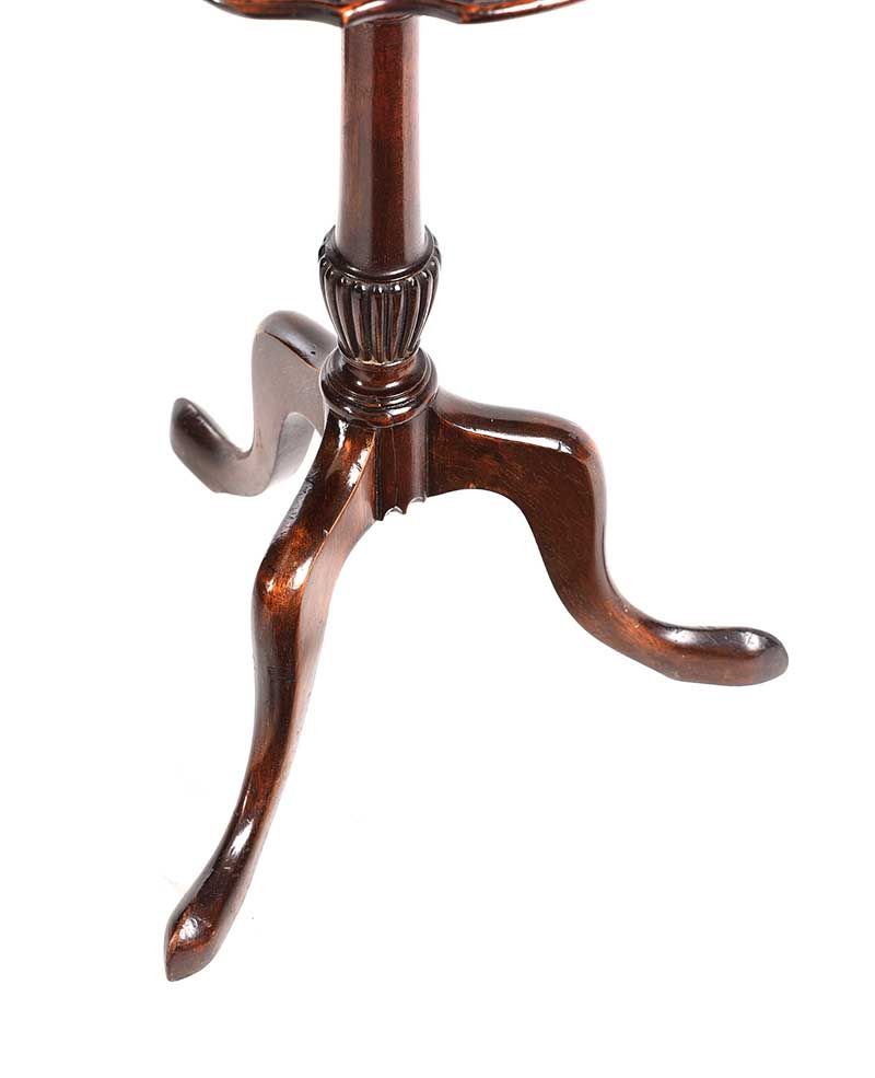 MAHOGANY WINE TABLE at Ross's Online Art Auctions