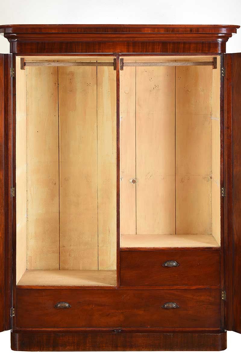 VICTORIAN MAHOGANY TWO DOOR WARDROBE at Ross's Online Art Auctions