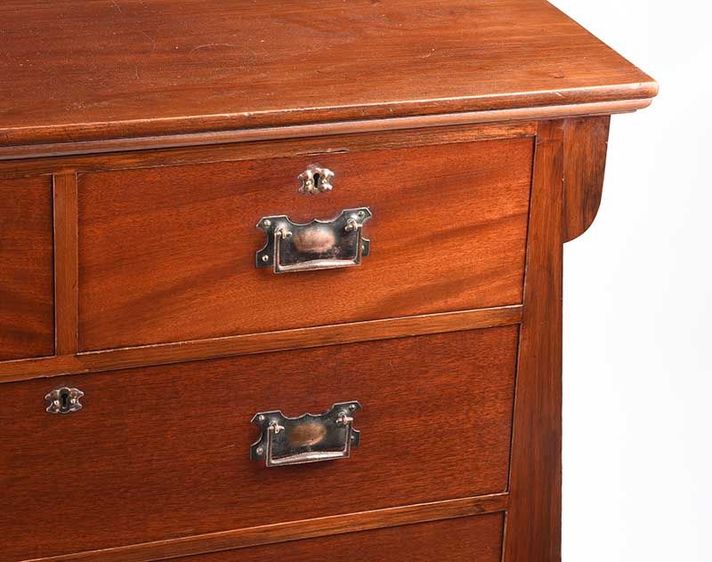 ARTS & CRAFTS MAHOGANY CHEST OF DRAWERS at Ross's Online Art Auctions