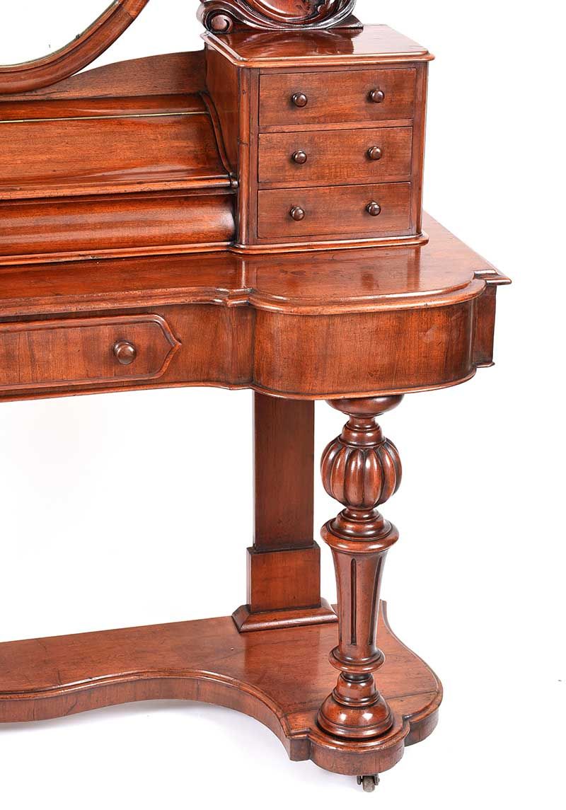 VICTORIAN MAHOGANY DUCHESS DRESSING TABLE at Ross's Online Art Auctions