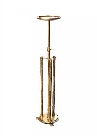 VICTORIAN BRASS PLANT STAND at Ross's Online Art Auctions