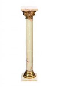 REPRODUCTION TURNED  ONYX TORCHERE at Ross's Online Art Auctions