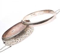 2X SILVER BANGLES at Ross's Online Art Auctions