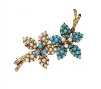 1960'S GOLD-TONE FAUX TURQUOISE AND FAUX PEARL BROOCH at Ross's Online Art Auctions