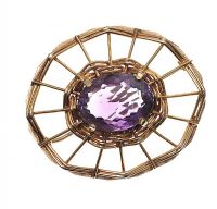 9CT GOLD AMETHYST BROOCH at Ross's Online Art Auctions