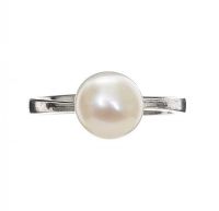 
STERLING SILVER PEARL RING at Ross's Online Art Auctions