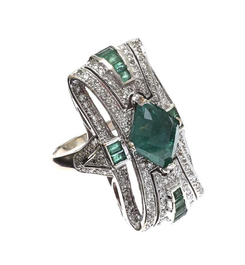 18CT WHITE GOLD COCKTAIL RING SET WITH EMERALD AND DIAMOND at Ross's Online Art Auctions