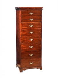 MAHOGANY TALLBOY CHEST OF DRAWERS at Ross's Online Art Auctions