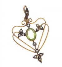 EDWARDIAN 9CT GOLD PERIDOT AND PEARL PENDANT at Ross's Online Art Auctions