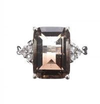 
STERLING SILVER RING SET WITH QUARTZ at Ross's Online Art Auctions