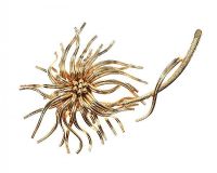 CHRISTIAN DIOR GOLD-TONE BROOCH at Ross's Online Art Auctions