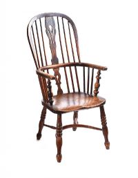 ANTIQUE WINDSOR CHAIR at Ross's Online Art Auctions