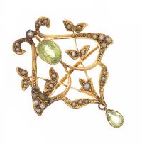 9CT GOLD PERIDOT AND PEARL PENDANT/BROOCH at Ross's Online Art Auctions