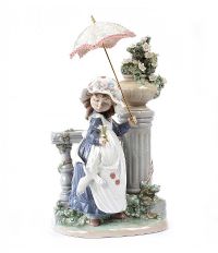 LLADRO FIGURE at Ross's Online Art Auctions