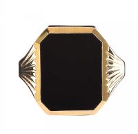 
9CT GOLD SIGNET RING SET WITH ONYX at Ross's Online Art Auctions