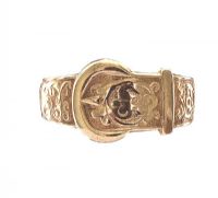 9CT GOLD ENGRAVED BELT RING at Ross's Online Art Auctions