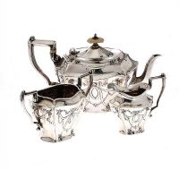 VICTORIAN STERLING SILVER BACHELOR SET at Ross's Online Art Auctions