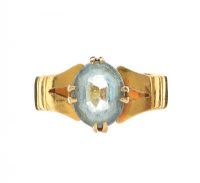 22CT GOLD BLUE TOPAZ RING at Ross's Online Art Auctions