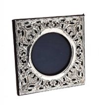 ELEGANT PIERCED STERLING SILVER PHOTOGRAPH FRAME at Ross's Online Art Auctions