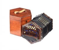 19TH CENTURY BOTTON KEY BOARD SHAPED CONCERTINA at Ross's Online Art Auctions