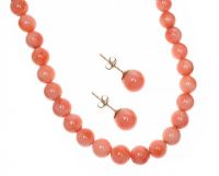 STRAND OF ANGEL SKIN CORAL BEADS AND EARRINGS at Ross's Online Art Auctions