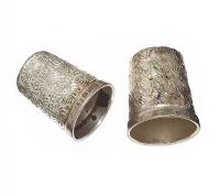 A PAIR OF STERLING SILVER THIMBLES at Ross's Online Art Auctions