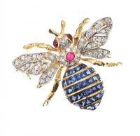 18CT GOLD DIAMOND, SAPPHIRE AND RUBY BEE BROOCH at Ross's Online Art Auctions