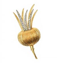 VINTAGE COSTUME BROOCH BY 'COROCRAFT' at Ross's Online Art Auctions