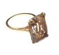 VINTAGE 9CT GOLD RING SET WITH SMOKY QUARTZ at Ross's Online Art Auctions