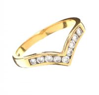 18CT GOLD DIAMOND WISHBONE RING at Ross's Online Art Auctions