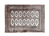 PERSIAN RUG at Ross's Online Art Auctions