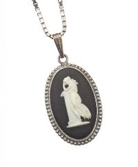 SILVER WEDGEWOOD NECKLACE at Ross's Online Art Auctions