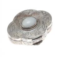 STERLING SILVER PILL BOX at Ross's Online Art Auctions