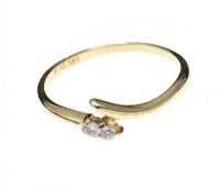 14CT GOLD AND CUBIC ZIRCONIA CROSSOVER RING at Ross's Online Art Auctions