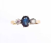 SAPPHIRE & DIAMOND RING at Ross's Online Art Auctions