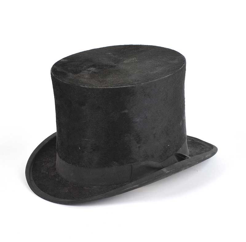 TOP HAT at Ross's Online Art Auctions