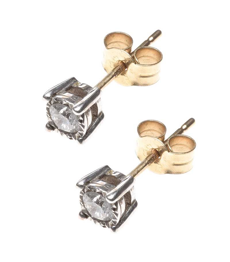9CT GOLD DIAMOND STUD EARRINGS at Ross's Online Art Auctions