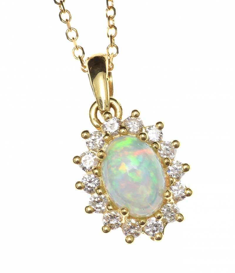 18CT GOLD OPAL AND DIAMOND NECKLACE at Ross's Online Art Auctions