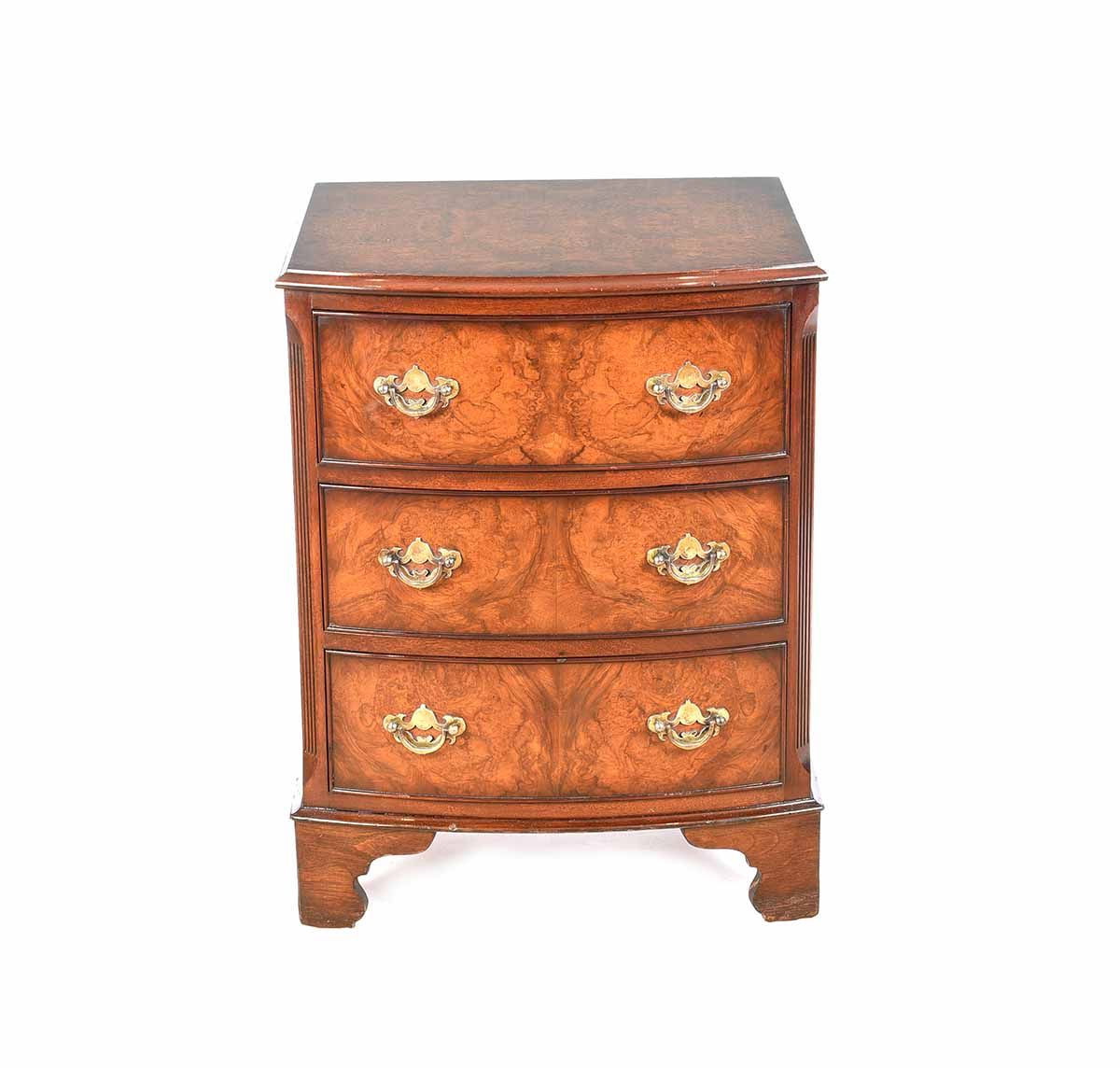 ANTIQUE WALNUT CHEST OF DRAWERS at Ross's Online Art Auctions