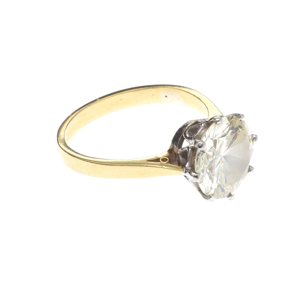 18CT GOLD DIAMOND SOLITAIRE RING at Ross's Online Art Auctions
