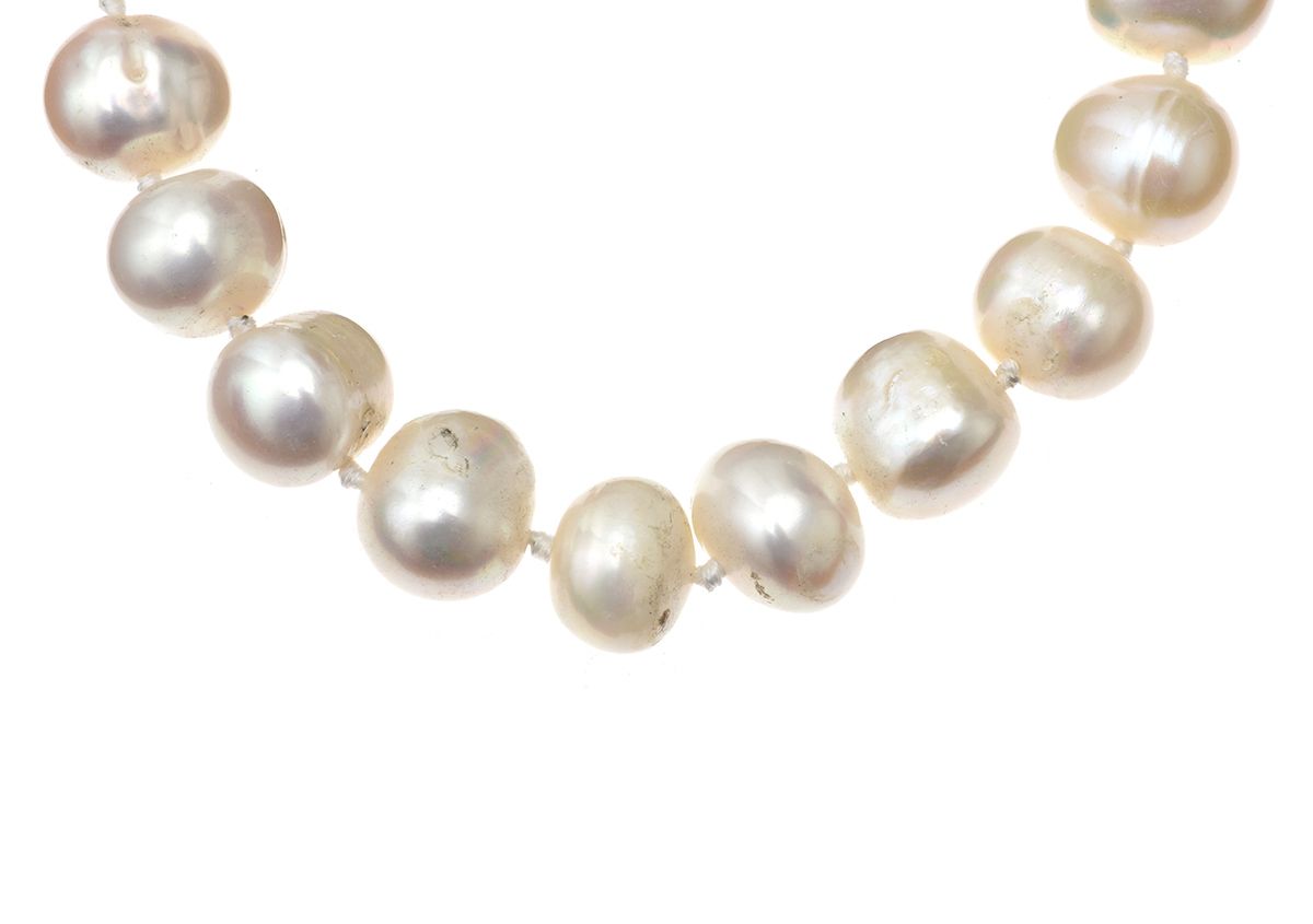 9CT GOLD CULTURED PEARL BRACELET at Ross's Online Art Auctions