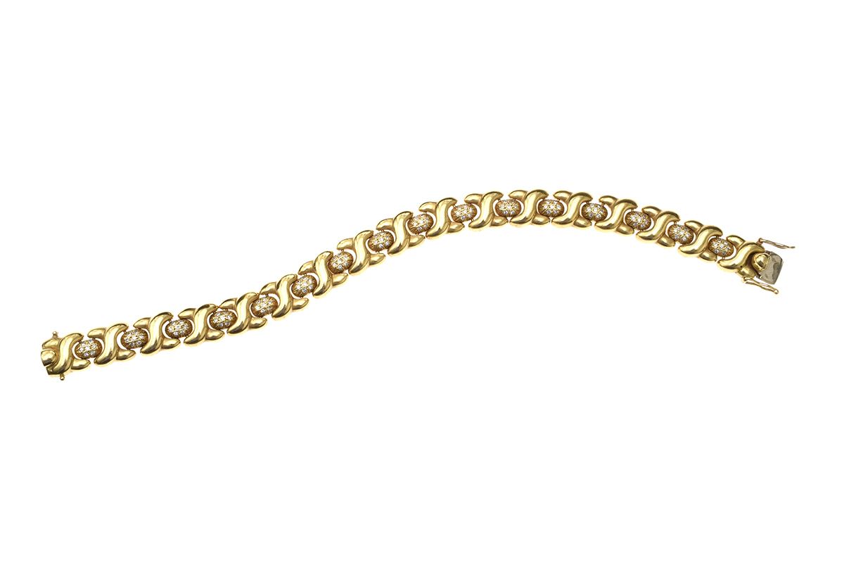 18CT GOLD DIAMOND BRACELET 
 at Ross's Online Art Auctions