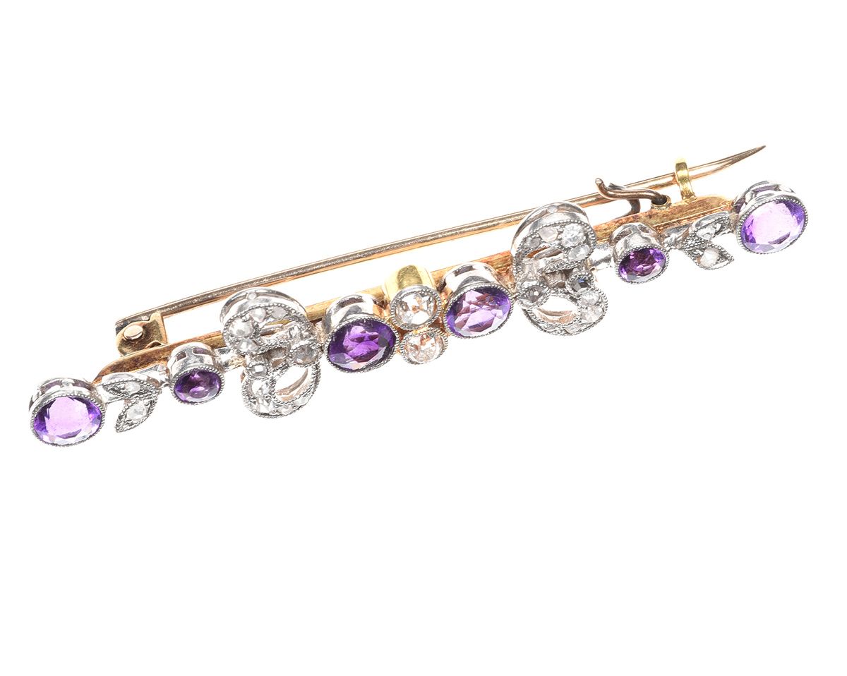 GOLD-TONE AMETHYST AND DIAMOND BROOCH at Ross's Online Art Auctions