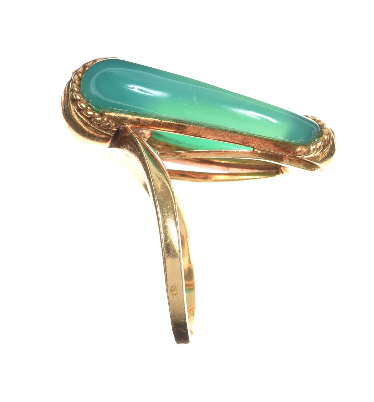 18CT GOLD JADE & DIAMOND RING at Ross's Online Art Auctions