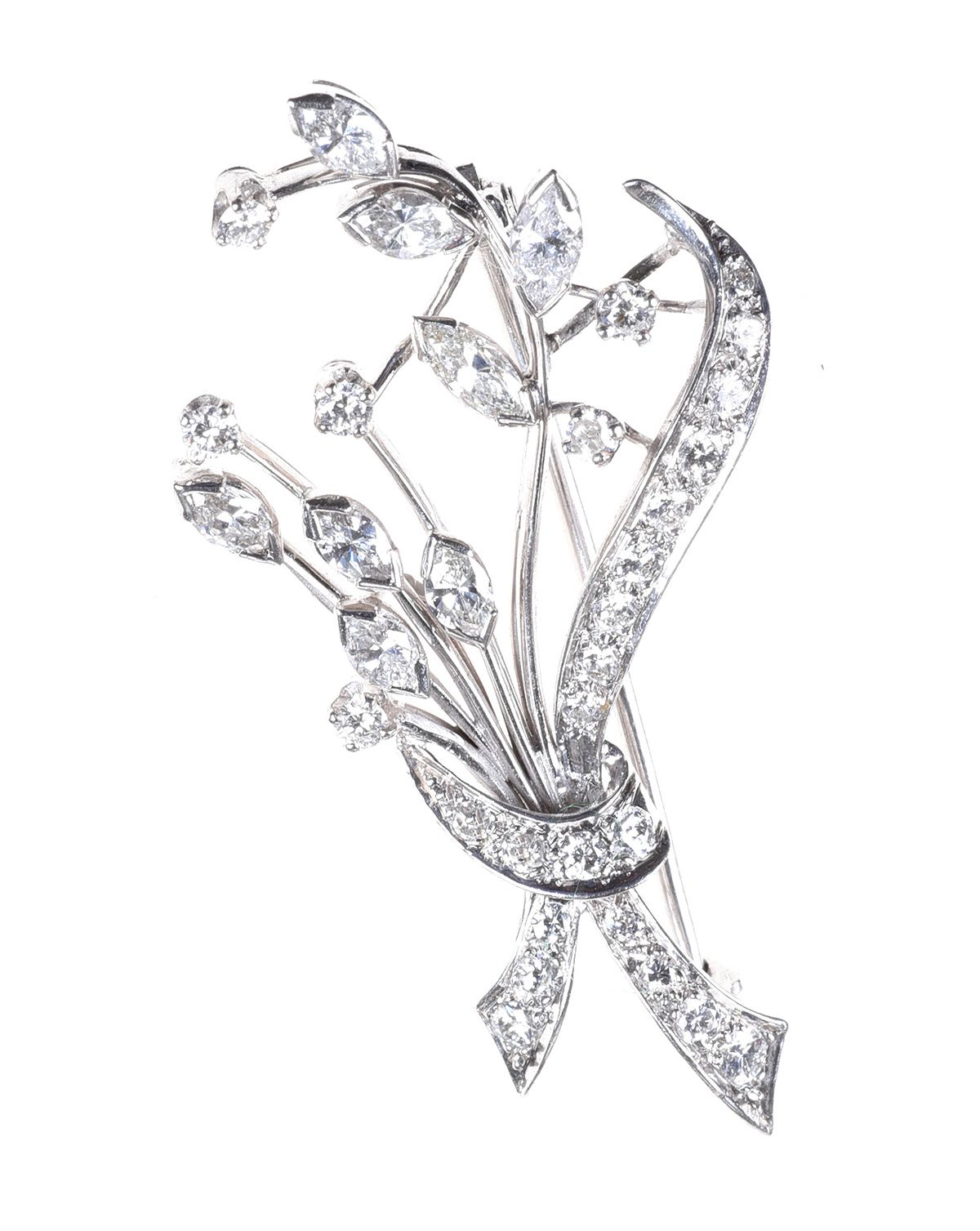 18CT WHITE GOLD DIAMOND BROOCH at Ross's Online Art Auctions