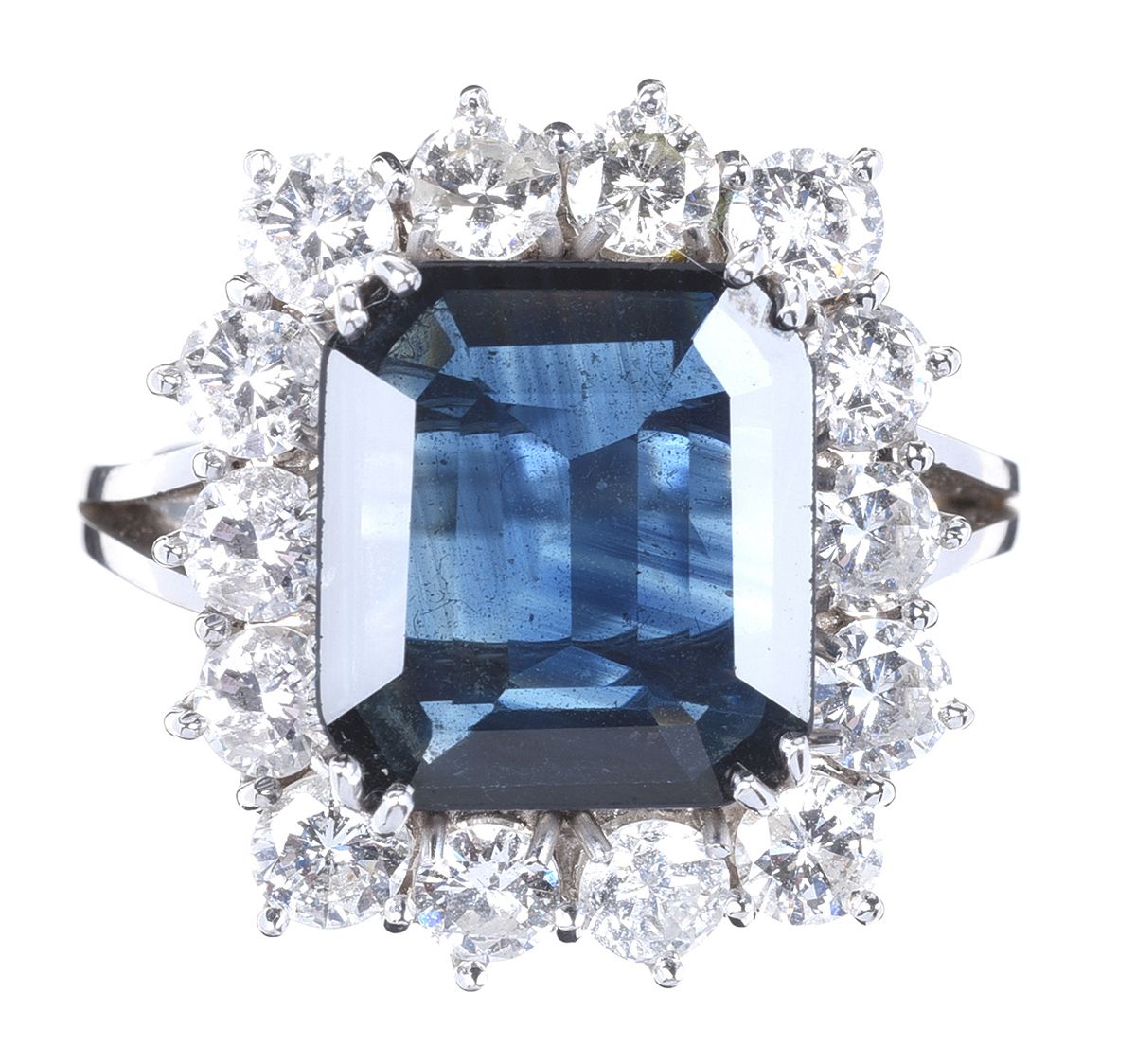 18CT WHITE GOLD SAPPHIRE & DIAMOND RING at Ross's Online Art Auctions