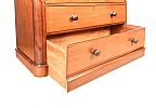 VICTORIAN MAHOGANY CHEST at Ross's Online Art Auctions