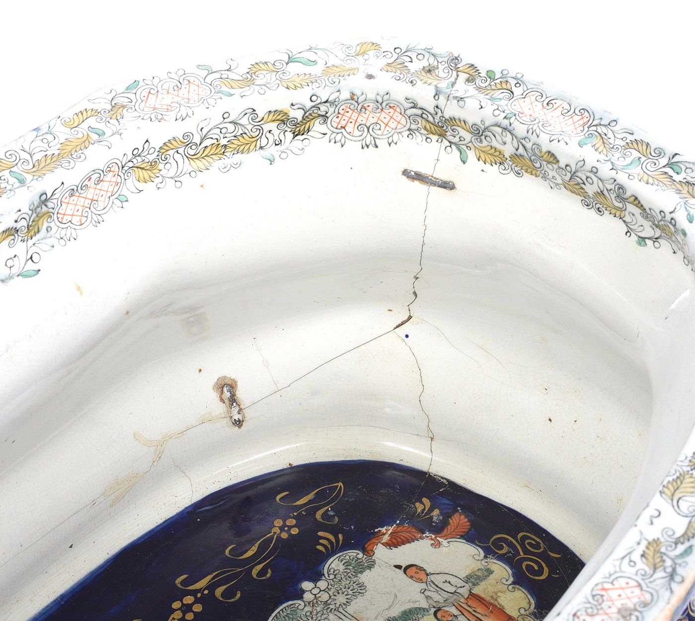 NINETEENTH CENTURY IRONSTONE STYLE CERAMIC FOOT BATH at Ross's Online Art Auctions
