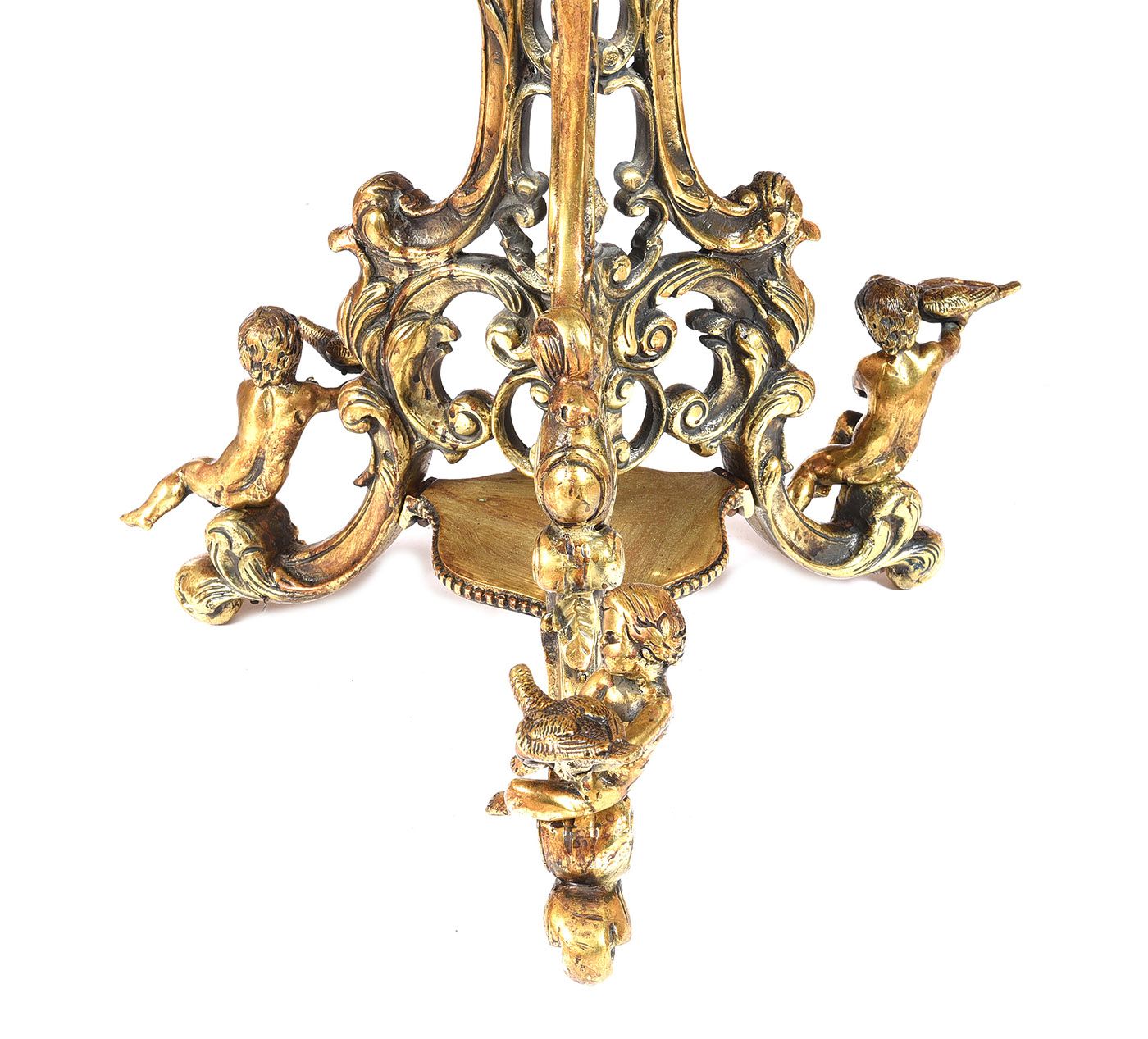 VICTORIAN ORNATE BRASS LAMP TABLE at Ross's Online Art Auctions