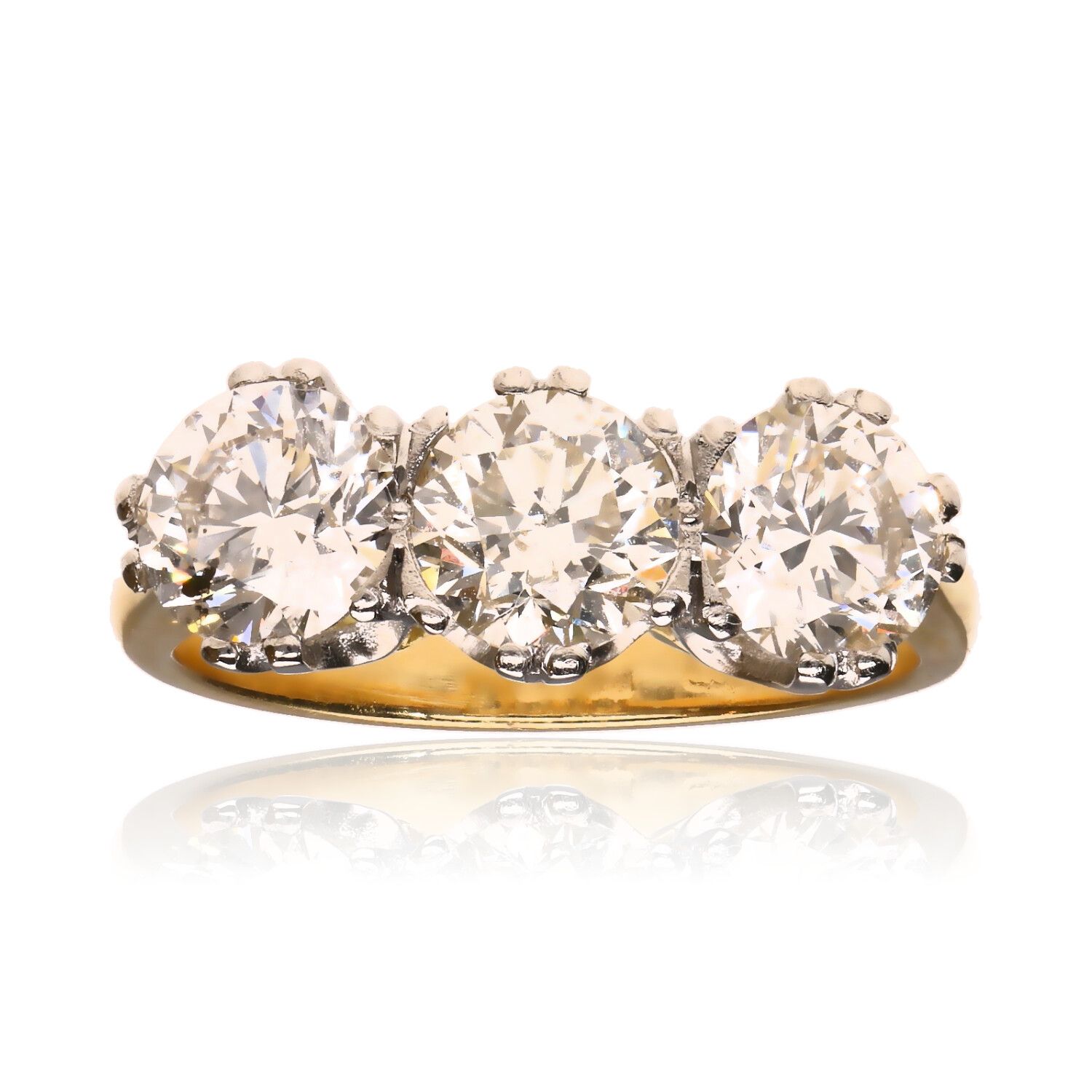 18CT GOLD & PLATINUM THREE STONE DIAMOND RING at Ross's Online Art Auctions